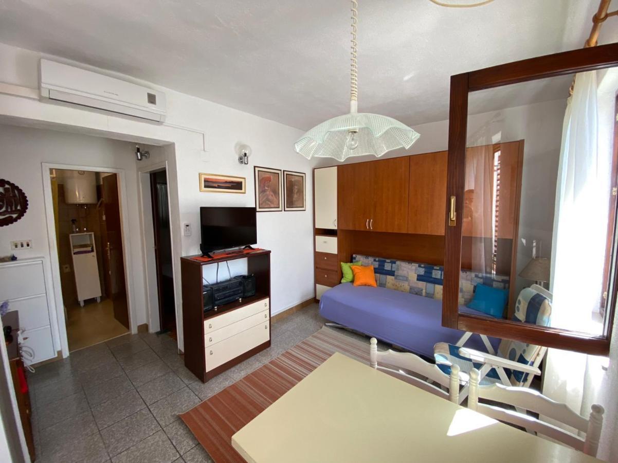 Apartman Karla Makarska Eksteriør bilde
